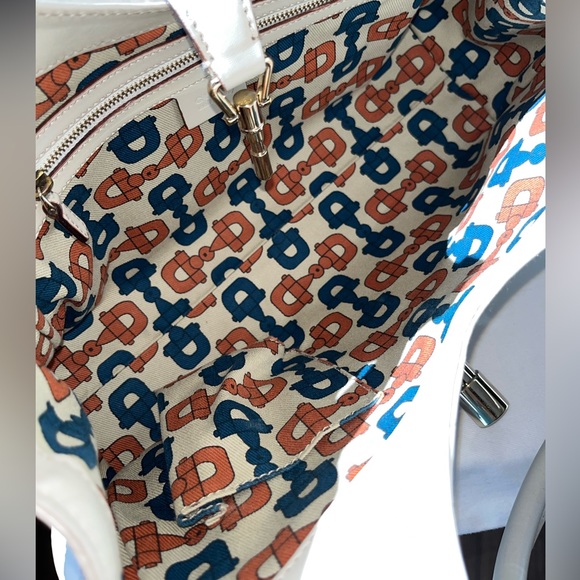 Gucci: Bardot Guccissima Jackie O Piston Lock Shoulder Bag (Ivory) - Picture 13 of 17